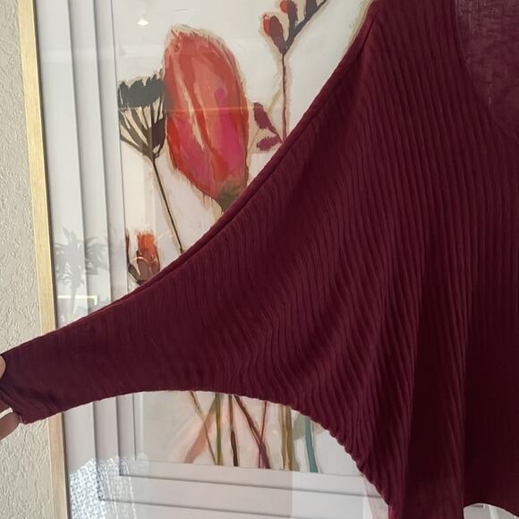 Urban Outfitters Oversized Wine Burgundy Batwing Sweater Small Fall Knit V Neck - Picture 4 of 6